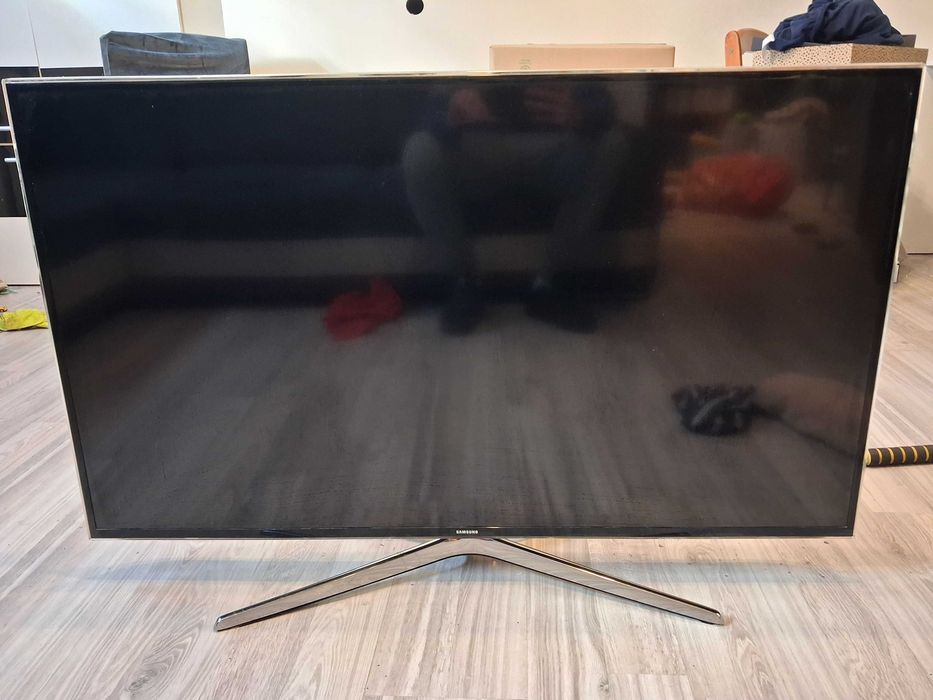 Telewizor Samsung 48 Cali , uszkodzony , plamki