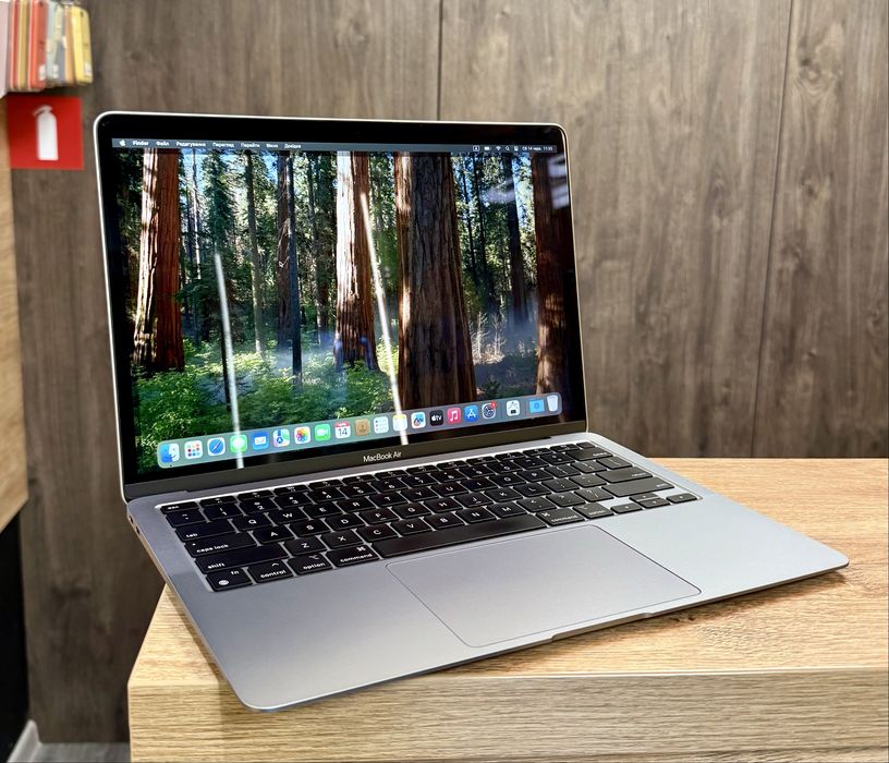 Ноутбук MacBook Air 13 M1 (2020) 8/256Gb Space Gray Магазин Гарантія