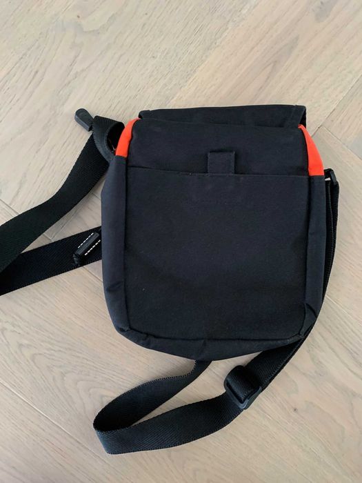 Torebka nerka saszetka Reebok