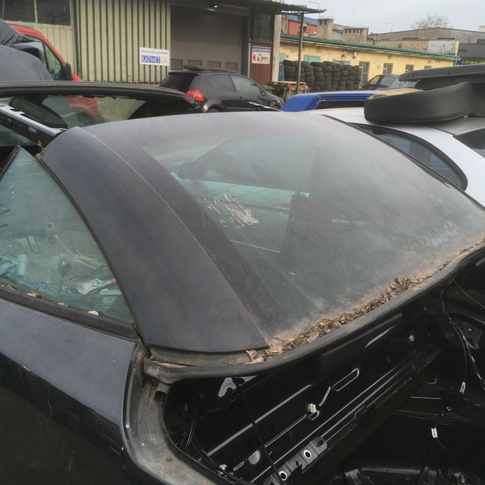 zderzak tył  błotnik  tył renault megane II cabrio 05