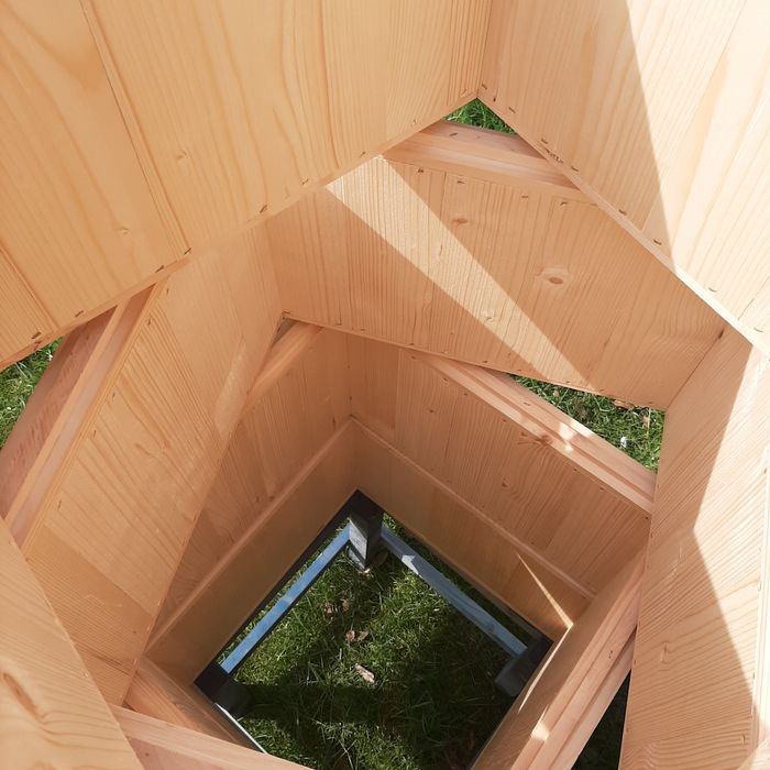 Ul Ule korpus 10 r. Wielkopolski sryrodurowy Wyłożony drewnem REFUNDAC