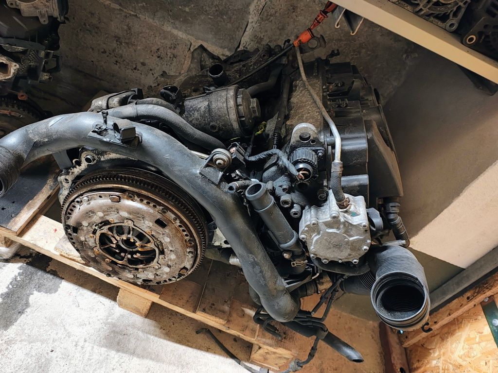 Silnik 1.9 tdi BLS 105KM Kompletny Gwarancja