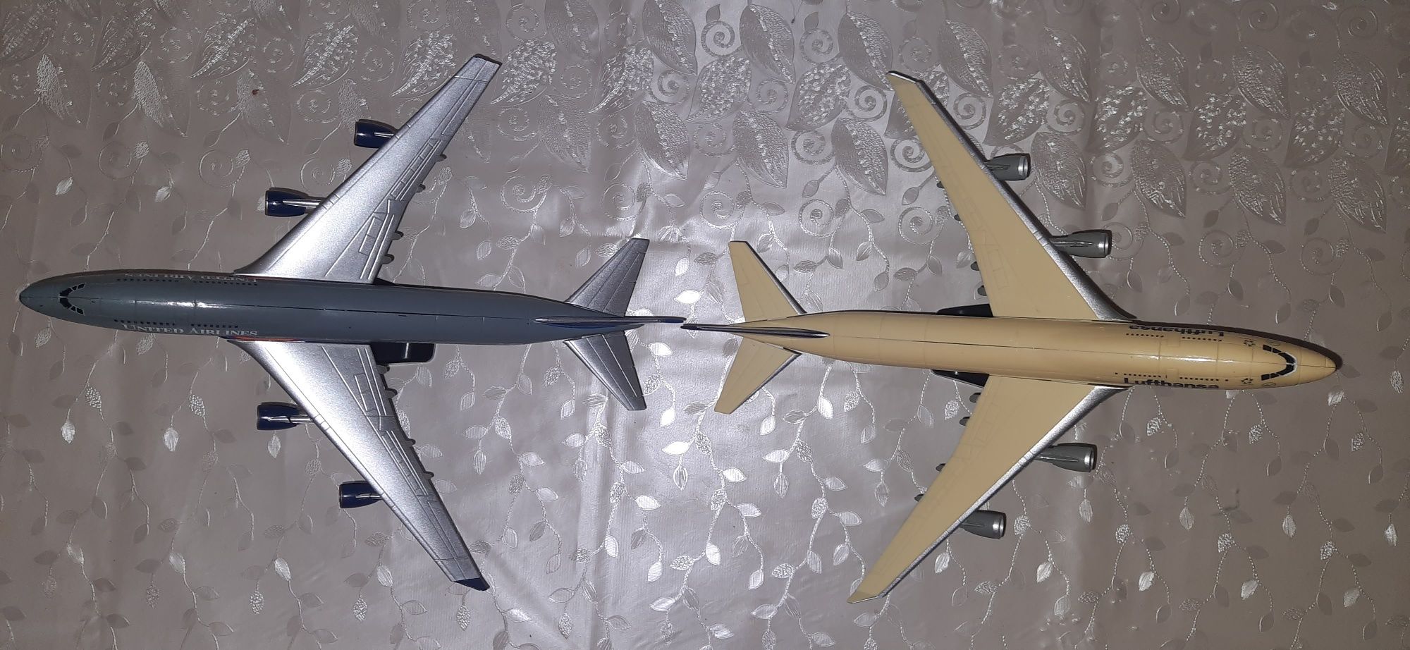 Коллекционная модель самолёта Luthansa