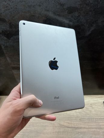 iPad Air 2 16 GB Silver в хорошому стані !