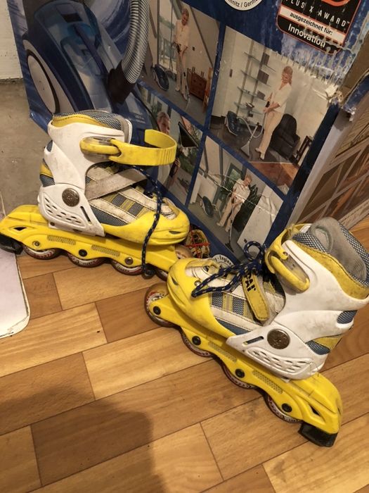 Детские ролики 32-35 размер. Пересувные!