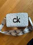 biala damska nowa torebka Calvin Klein nowa