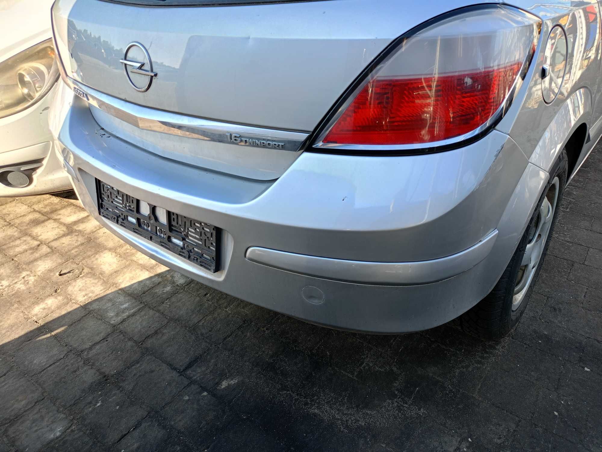 Opel Astra H Hatchback Zderzak Tył Kolor Z157