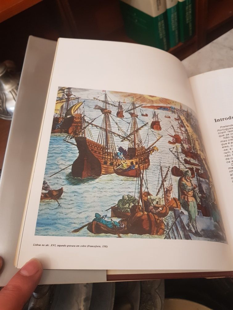 Livro os Decobrimentos Portugueses