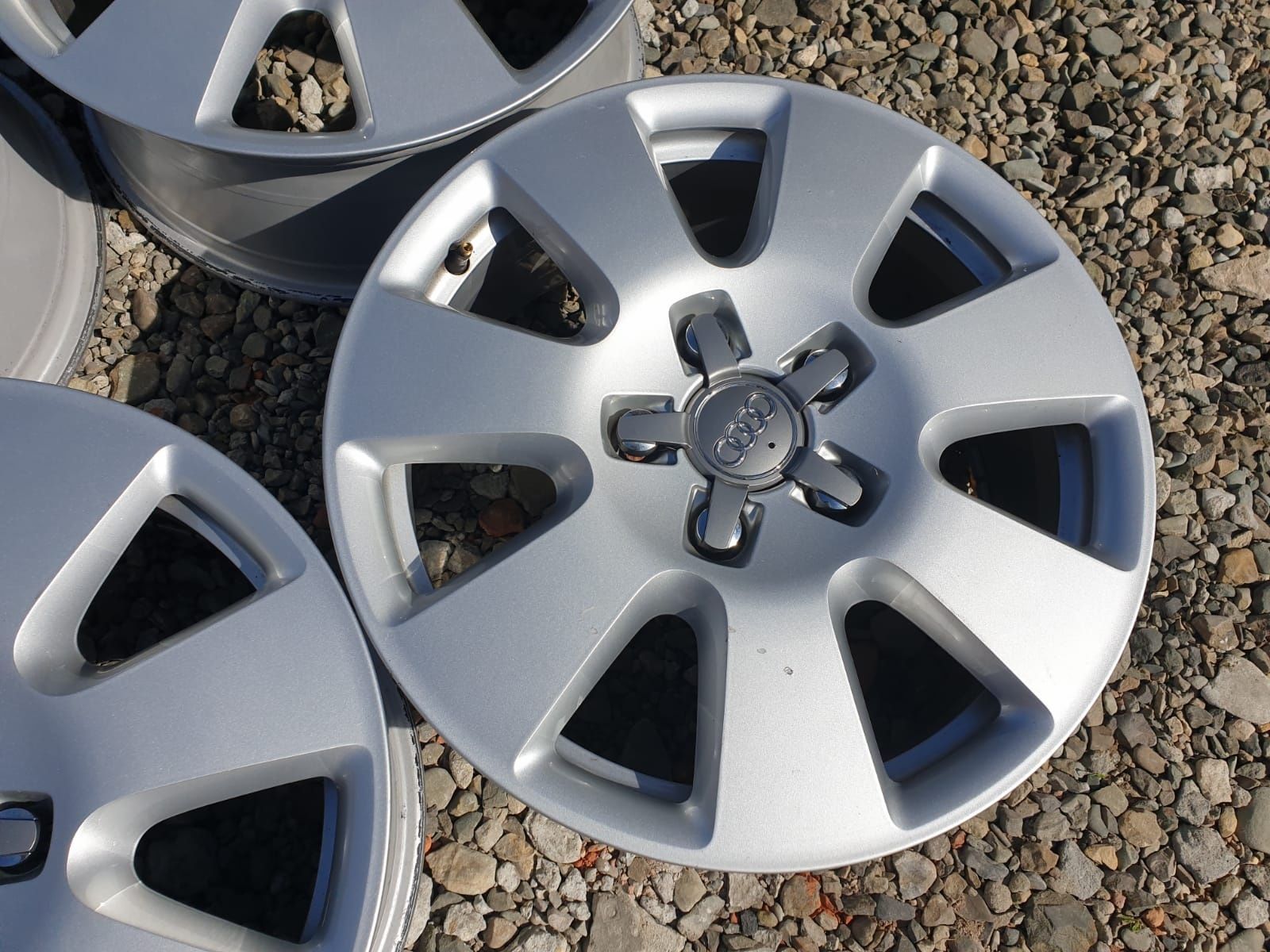 Felgi 7.5Jx18" 5x130 Audi Q7 VW Touareg Porsche Cayenne  Panamera