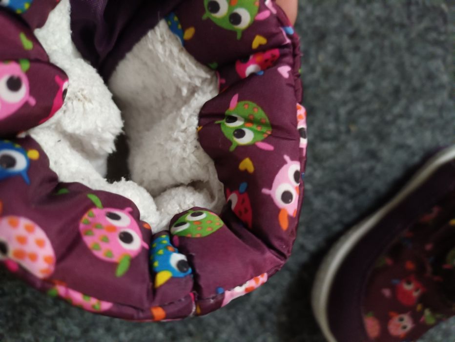 Дутіки на дівчинку