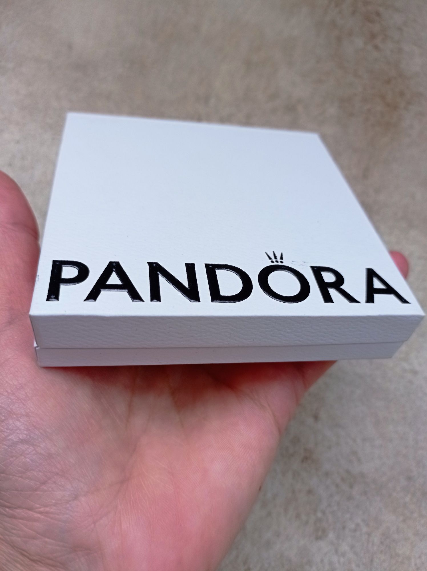 Pandora коробка подарочная