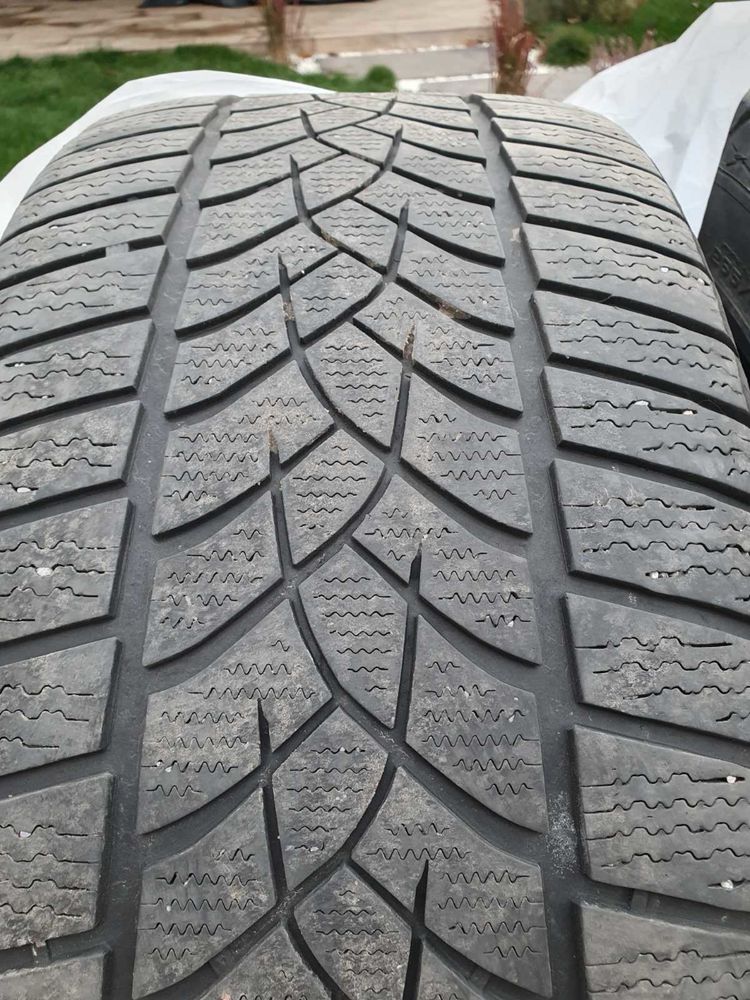 Шини Goodyear Ultra Grip 265/40/20