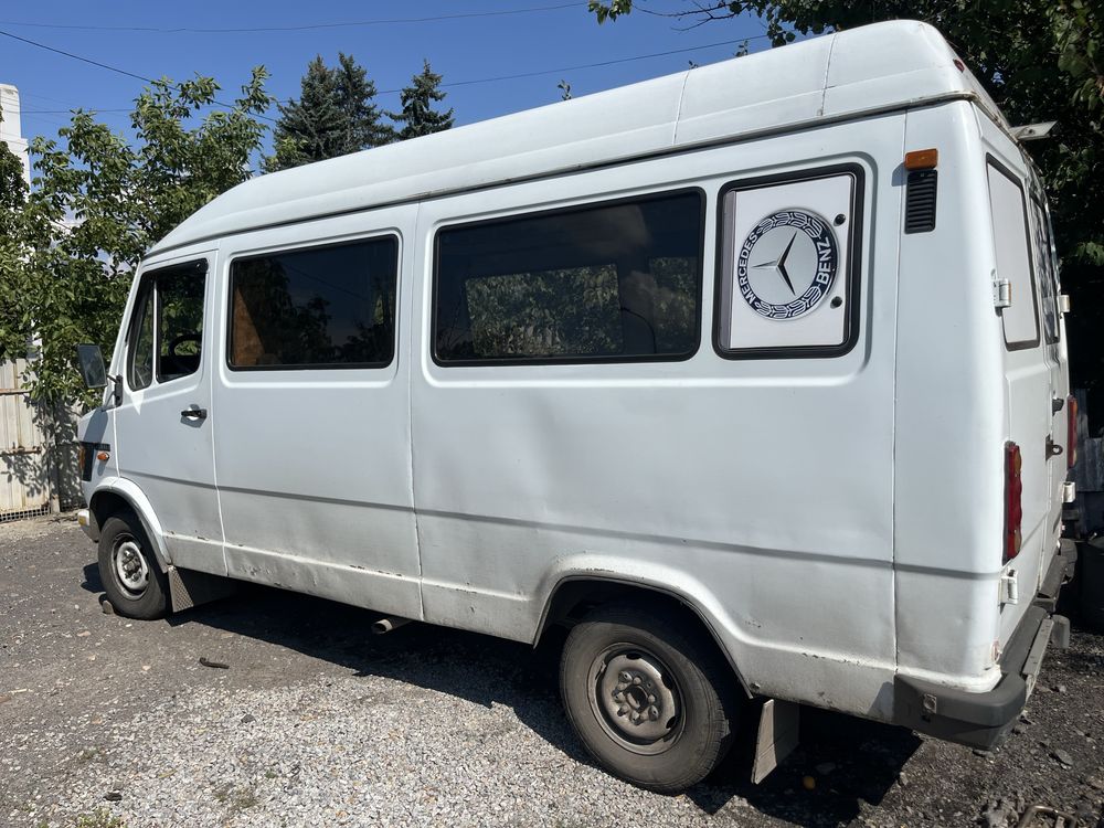Mercedes-benz 208d