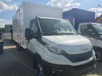 Iveco 50/35c18 Hi Matic Izoterma Chłodnia  8 i 9 euro palet. Pod agregat i windę