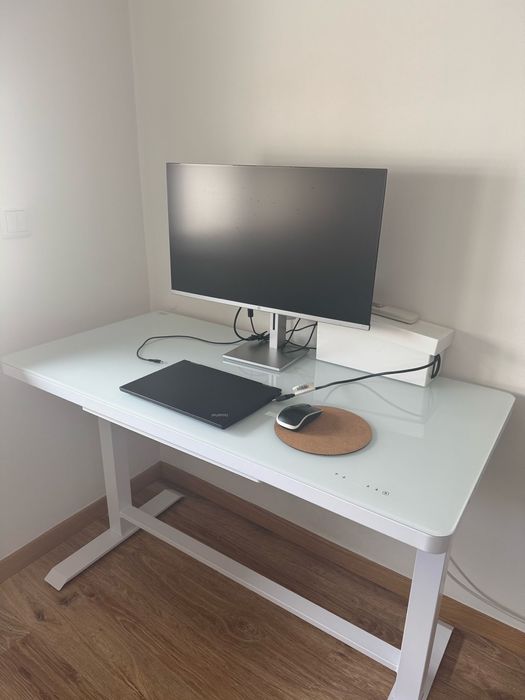 Secretária elevável eléctrica com USB Lift