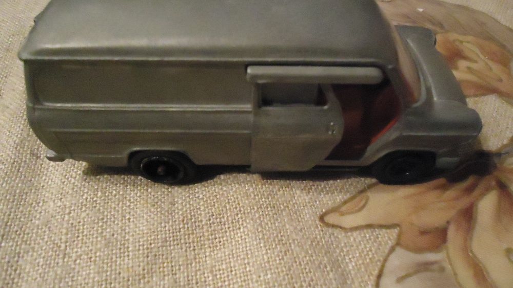 Carro de colecção Antigo Ford Transit Escala 1/4