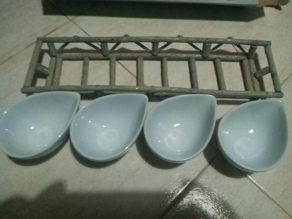 Tigelas para aperitivo ou molhos novas