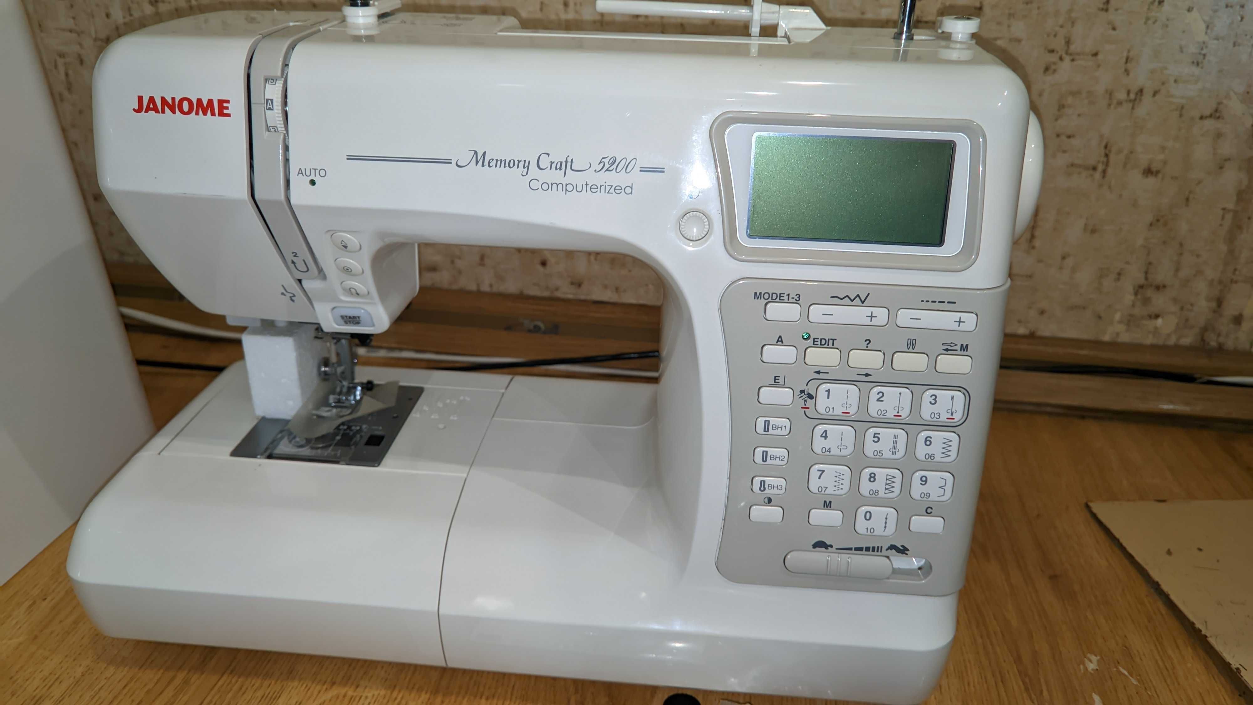 Швейная машина новая JANOME MEMORY CRAFT 5200