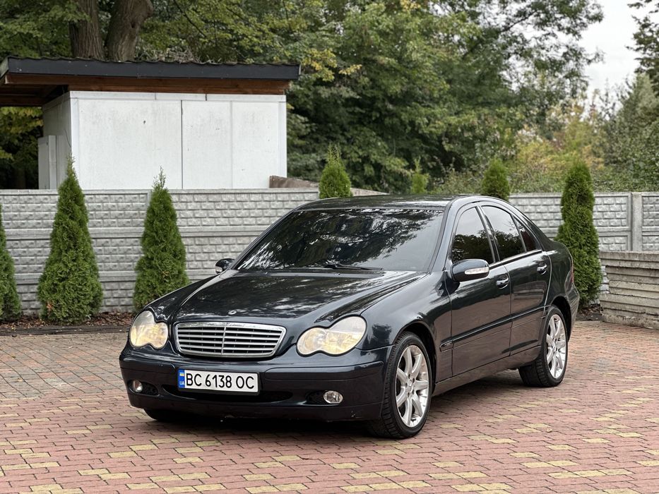 Mercedes w203 c220cdi 6-ст 2001рік