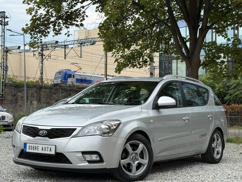Kia Ceed 1.6HDI•Lift•Zadbany•Osczedny•Gwarancja•Zamiana•