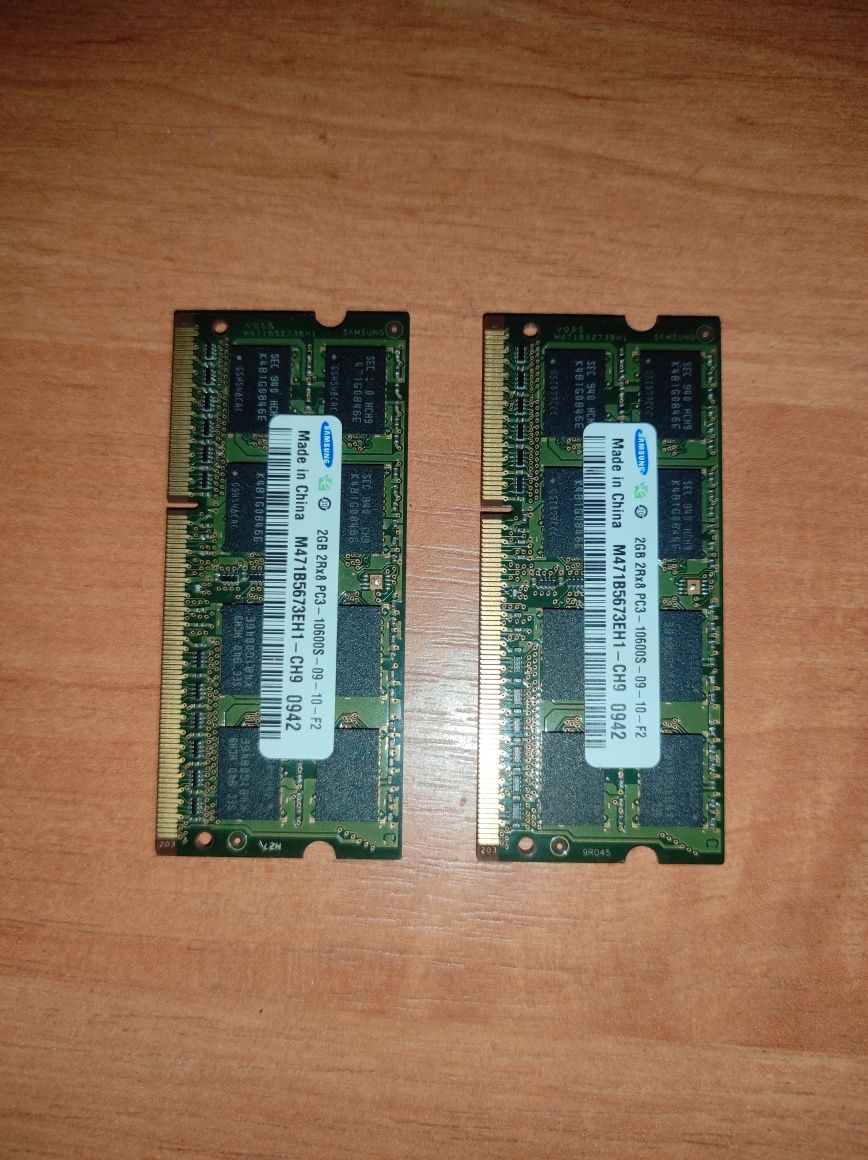 Оперативнв память для ноутбука 2*2gb