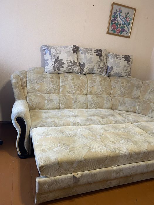 Кутовий диван б/у