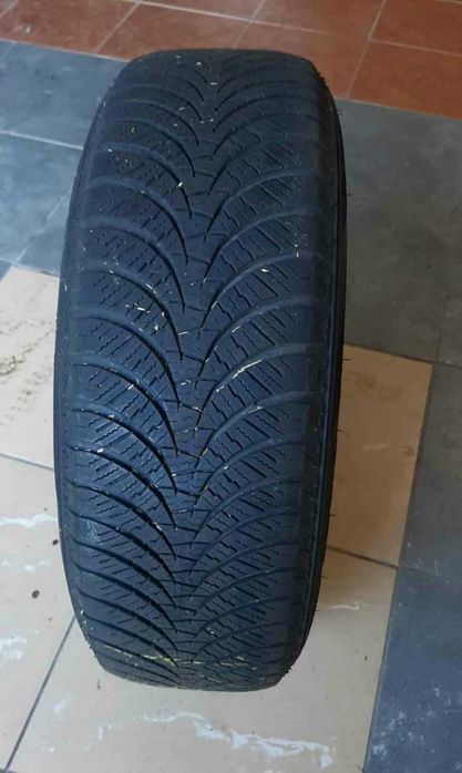 Opony zimowe 195/65/15 91H plus felgi ET 27-4 śruby wyważone komplet