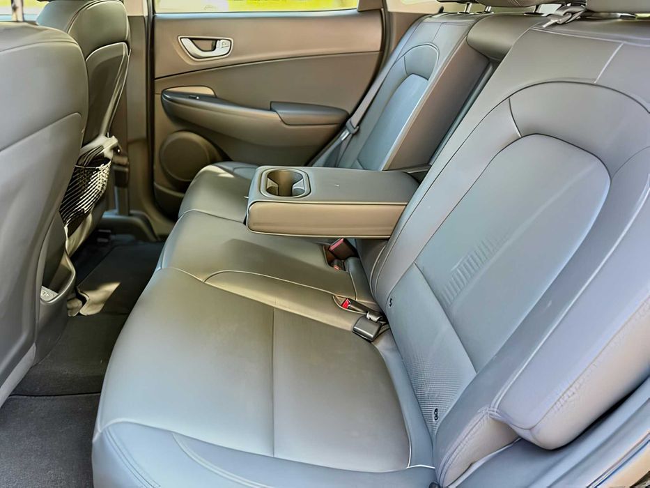 Hyundai Kona      2022