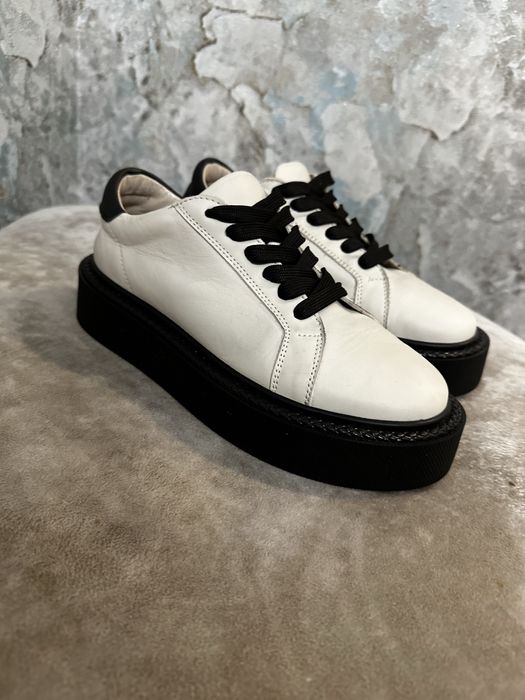 Продаю шкіряні туфлі