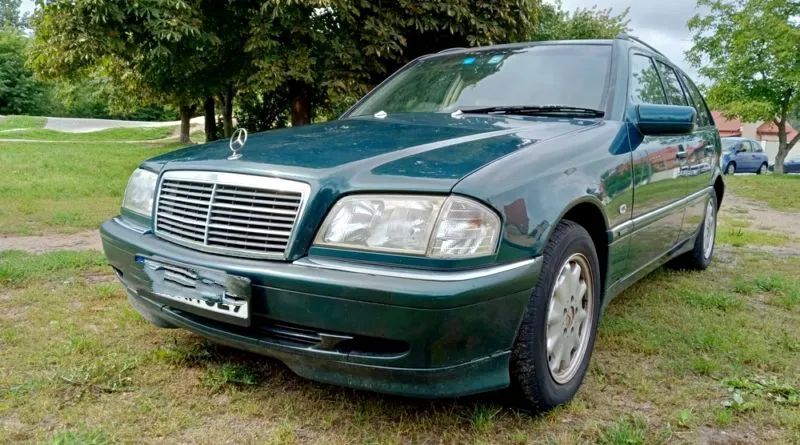 Mercedes-Benz C 220