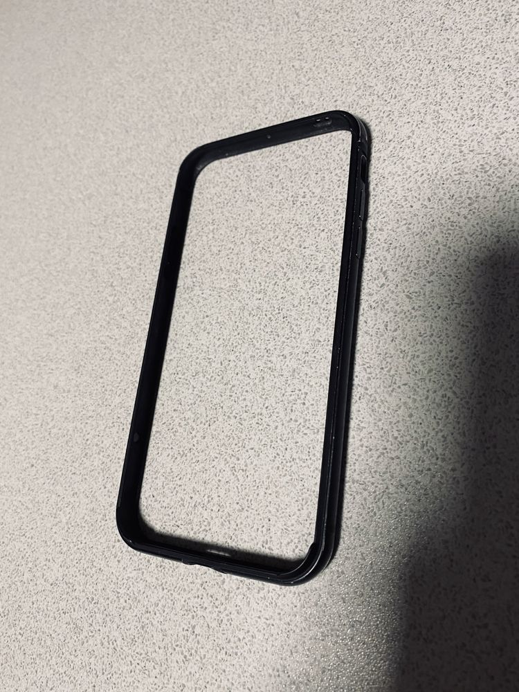 Bumper aluminiowy do iPhone XR