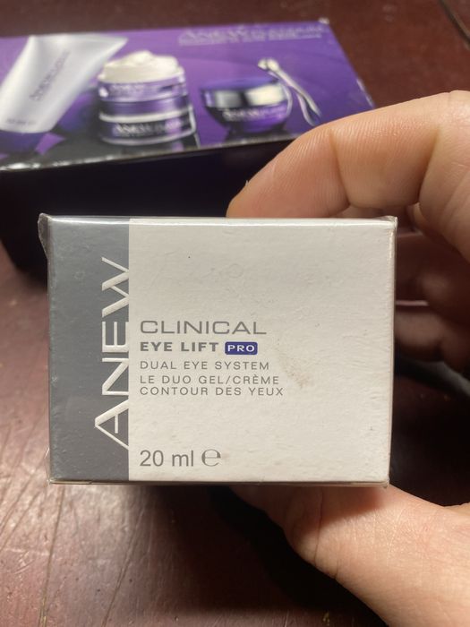 Kosmetyki dla kobiet AVON