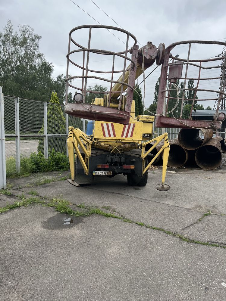 Автовышка на базе Зил