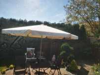 Parasol 3x3m  z podstawą żeliwną