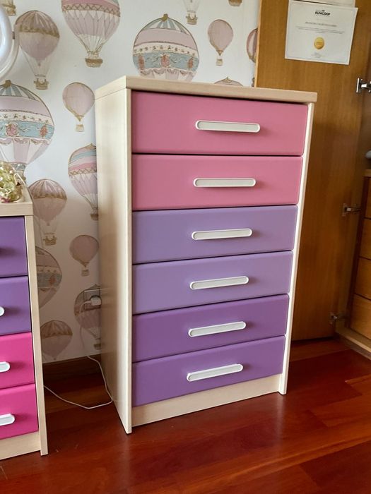 Conjunto de quarto para criança rapariga