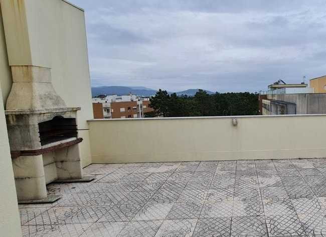Alugo T3 Mobilado no Cabedelo