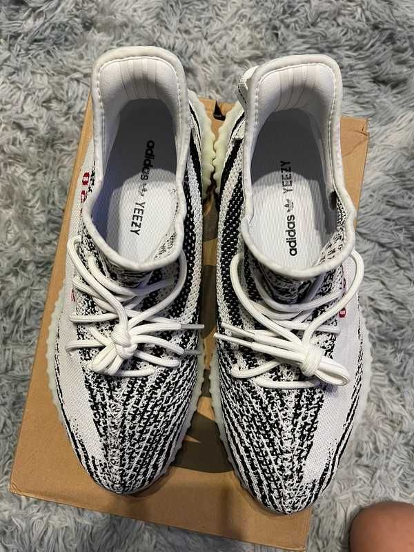 adidas Yeezy Boost 350 V2 Zebra 41