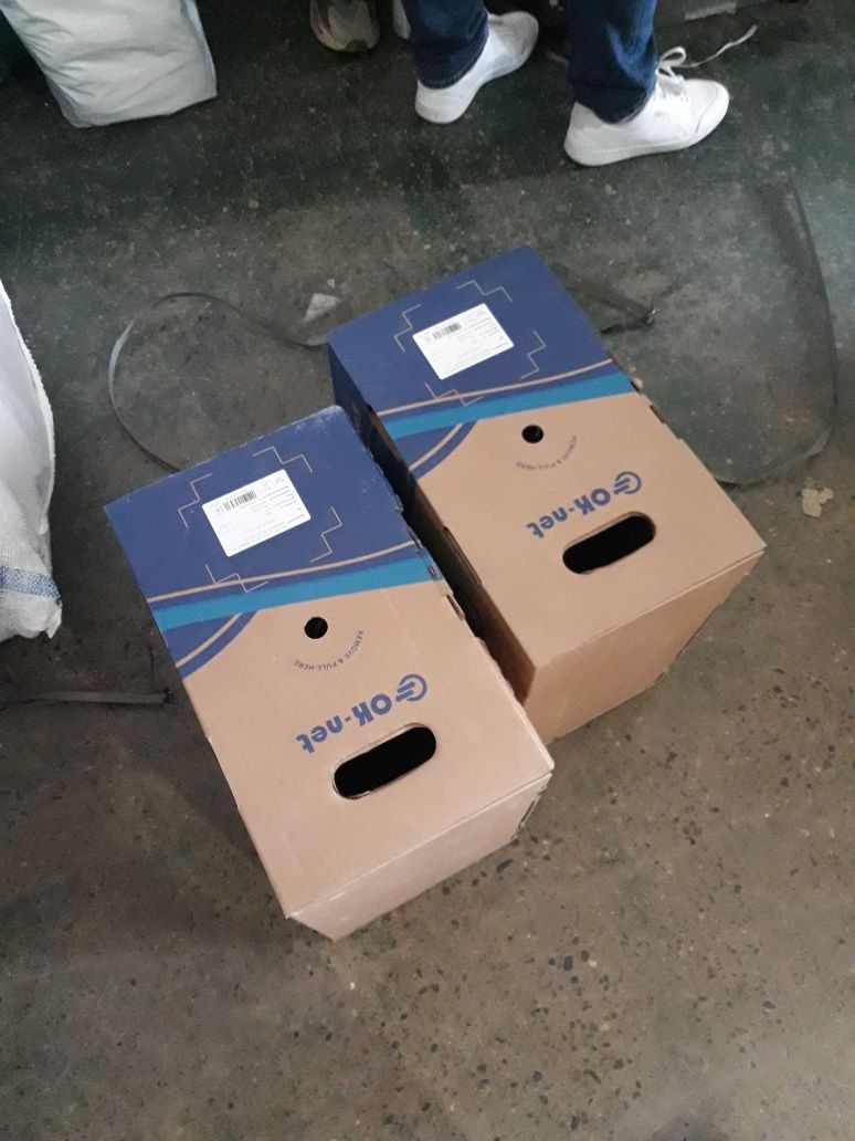 Кабель витая пара F/UTP Cat. 5E LSOH 4 пары серый Panduit PFL5504DG-KG