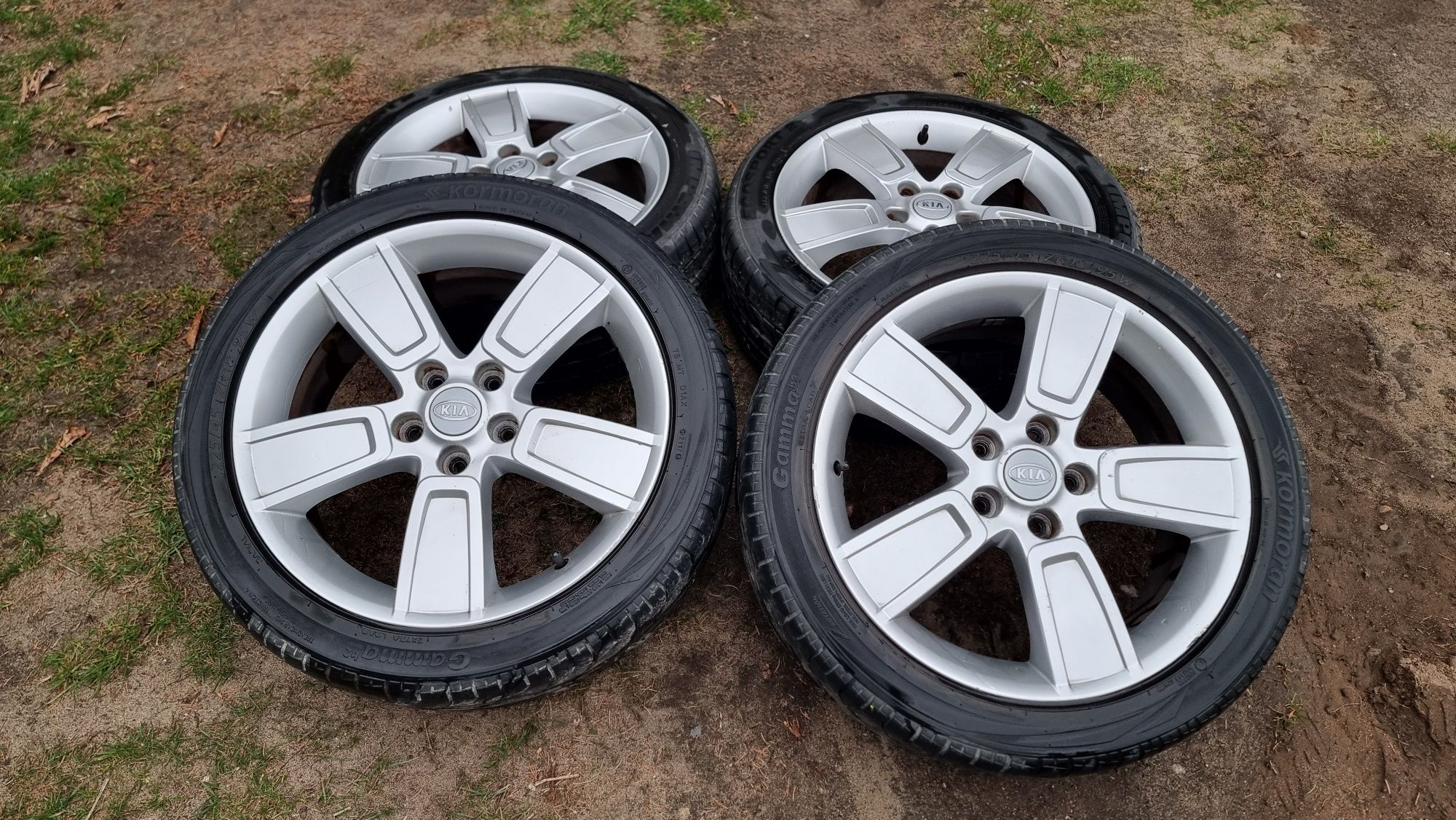 Koła Felgi z Oponami 225/45R18 5x114,3 KIA HYUNDAI MAZDA, Dobre Opony