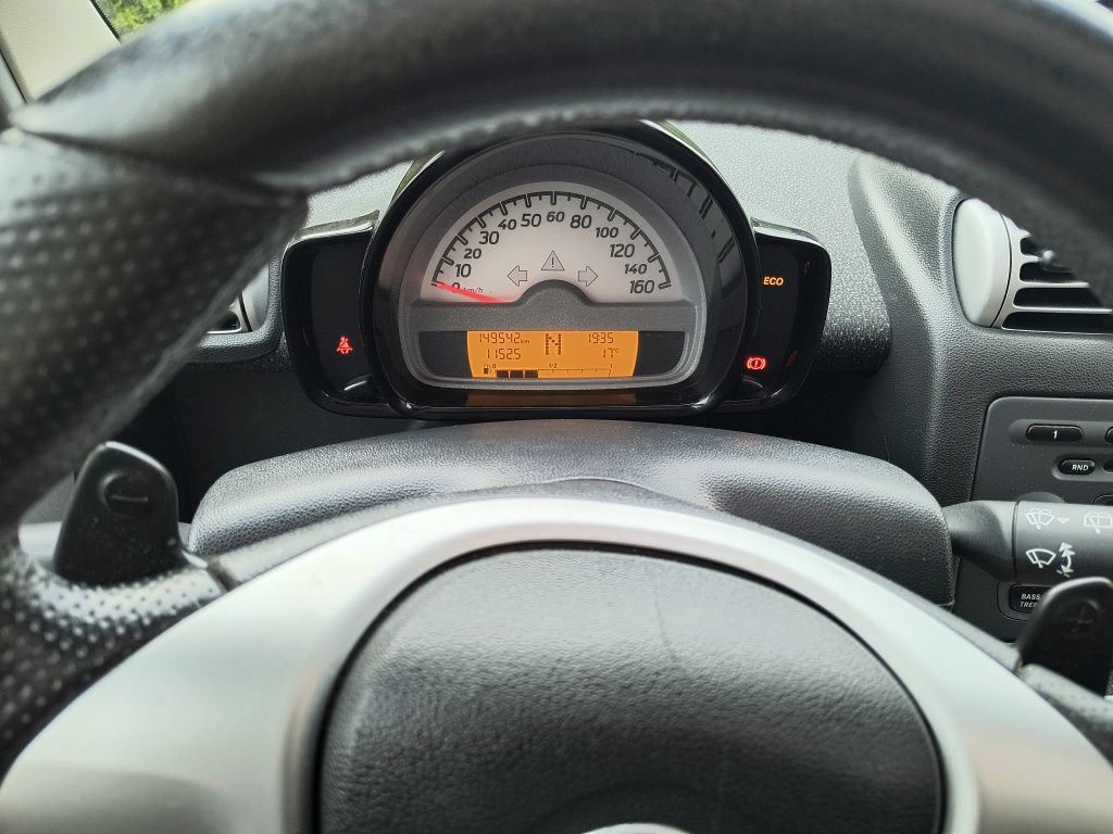 Sprzedam Smarta 1.0 benzyna model 451. 2010 rok