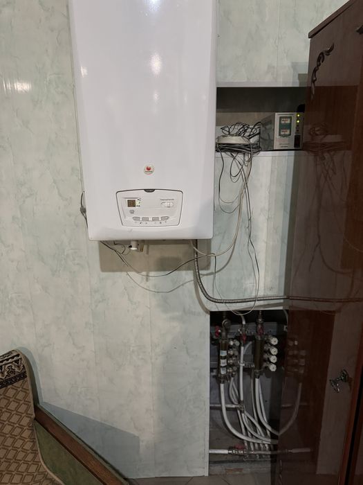 Продаж будинку Підгороднє