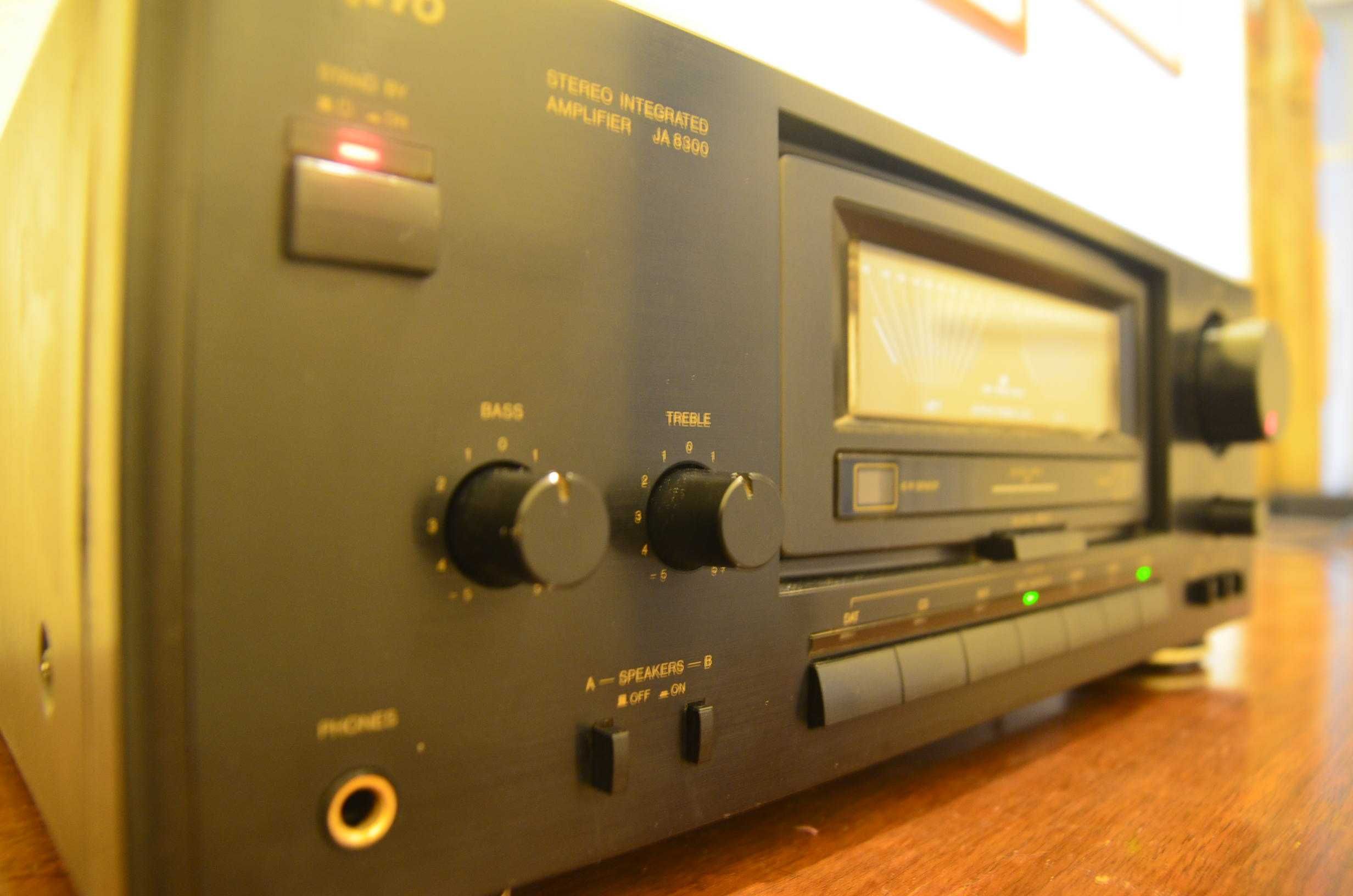 Amplificador Sanyo JA8300