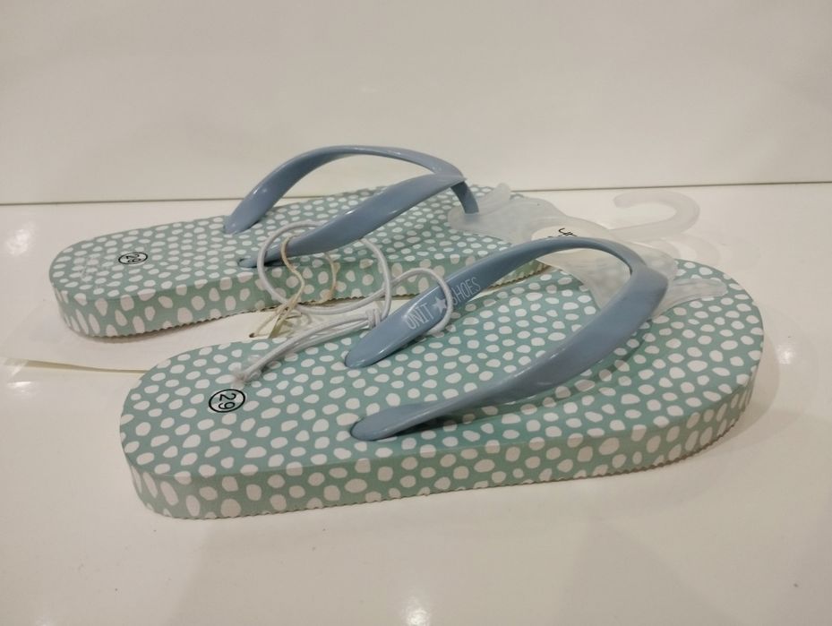 Chinelos Unit Shoes Novos - 29