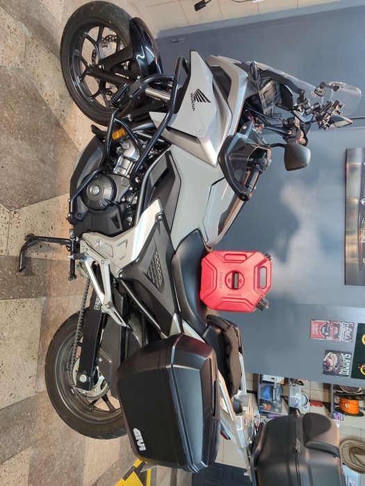 Продам новий офіційний мотоцікл Honda NC 750 DCT