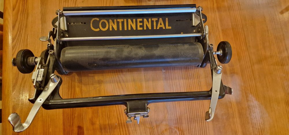 Maszyna do pisania Continental
