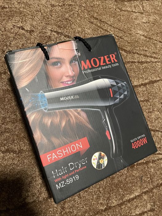 Фен Mozer з підсвіткою