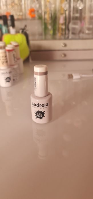 Verbiz de gel andreia