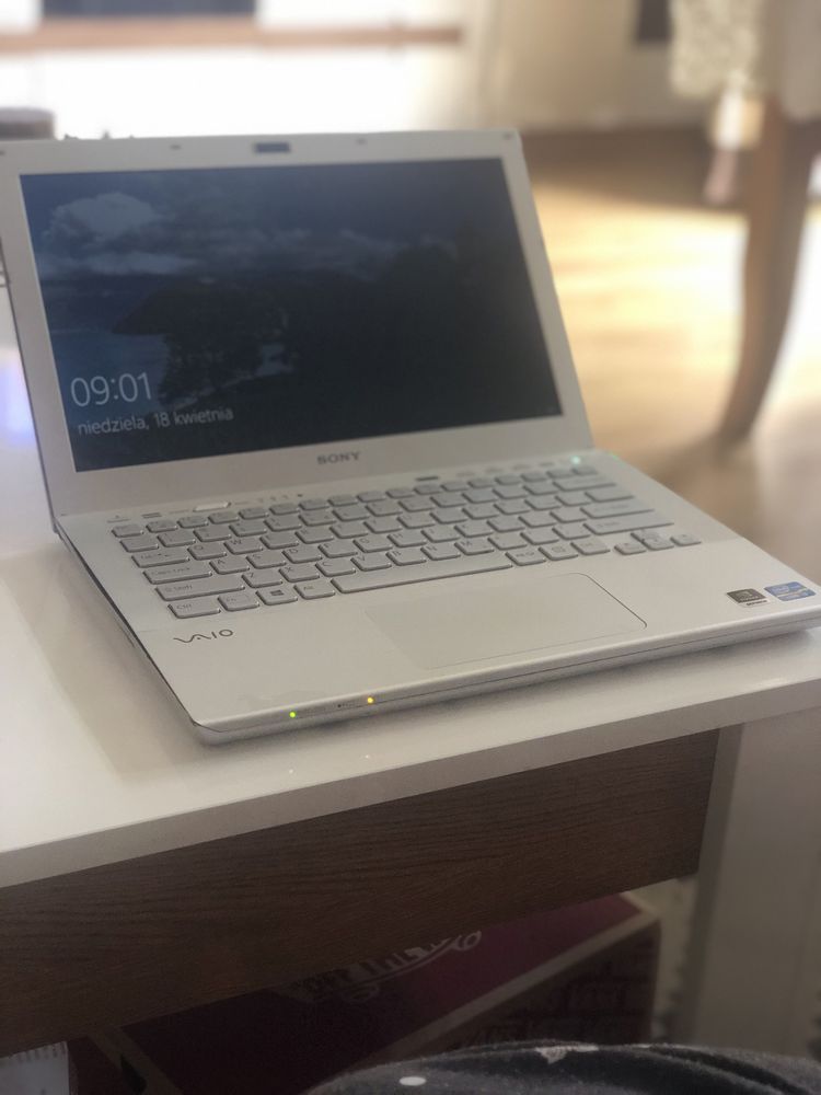 Laptop Sony Vaio SVS1312Q9ES