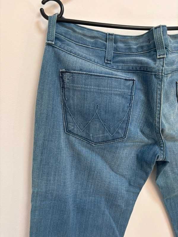 Wrangler Mae W28 L32 Damskie Jeansy Slim Fit Light Blue nowe