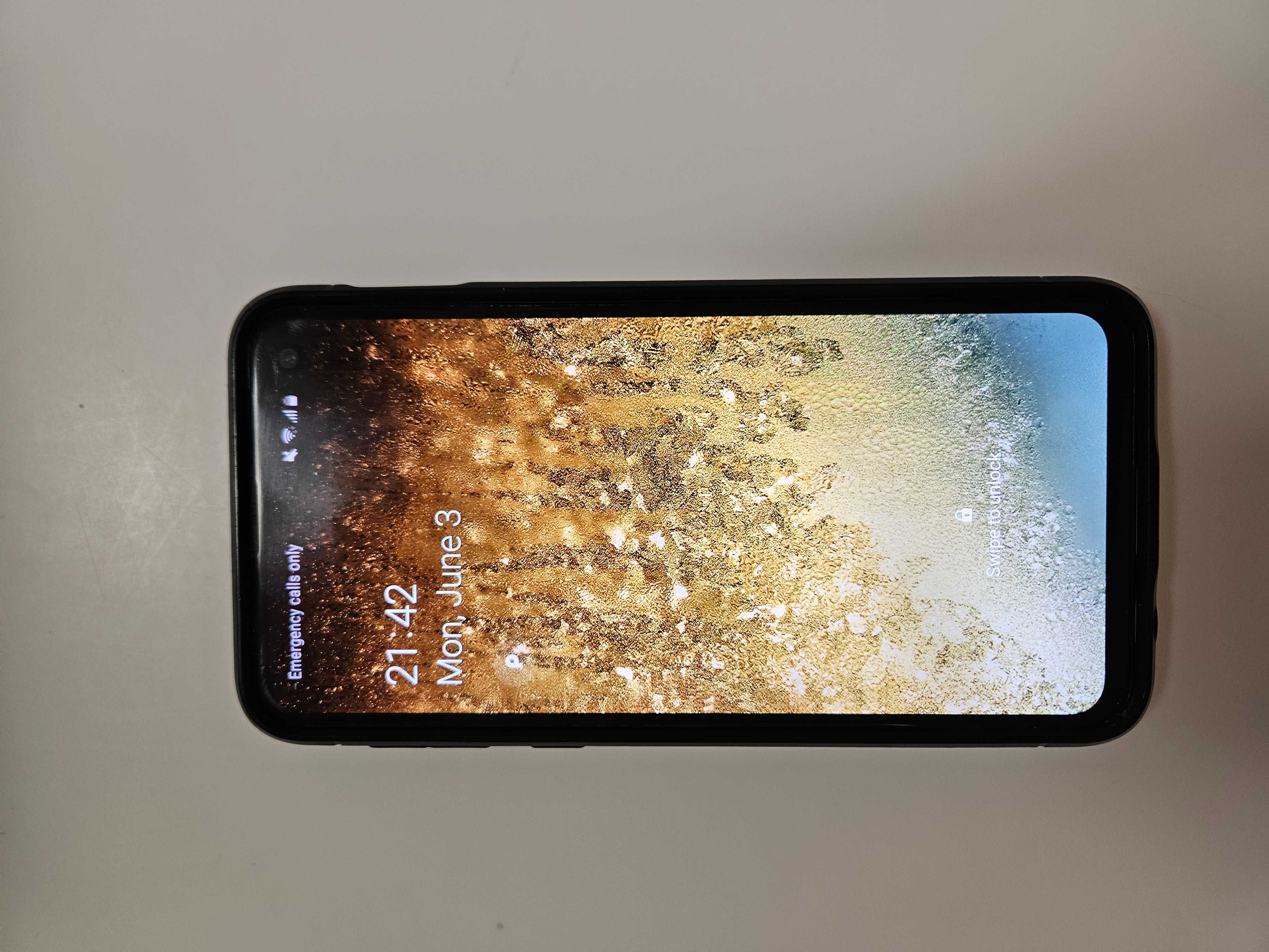 Smartphone Samsung S10e sprawny plus gratisy